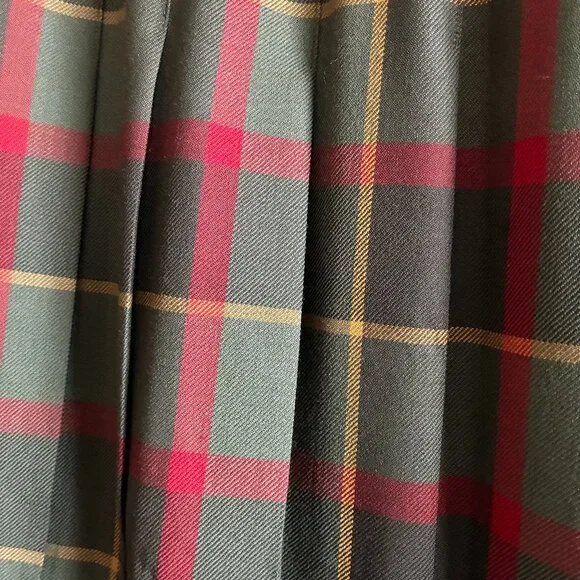 Pendleton 100% Virgin Wool Pleated Skirt – Size 12 - Picture 2 of 3